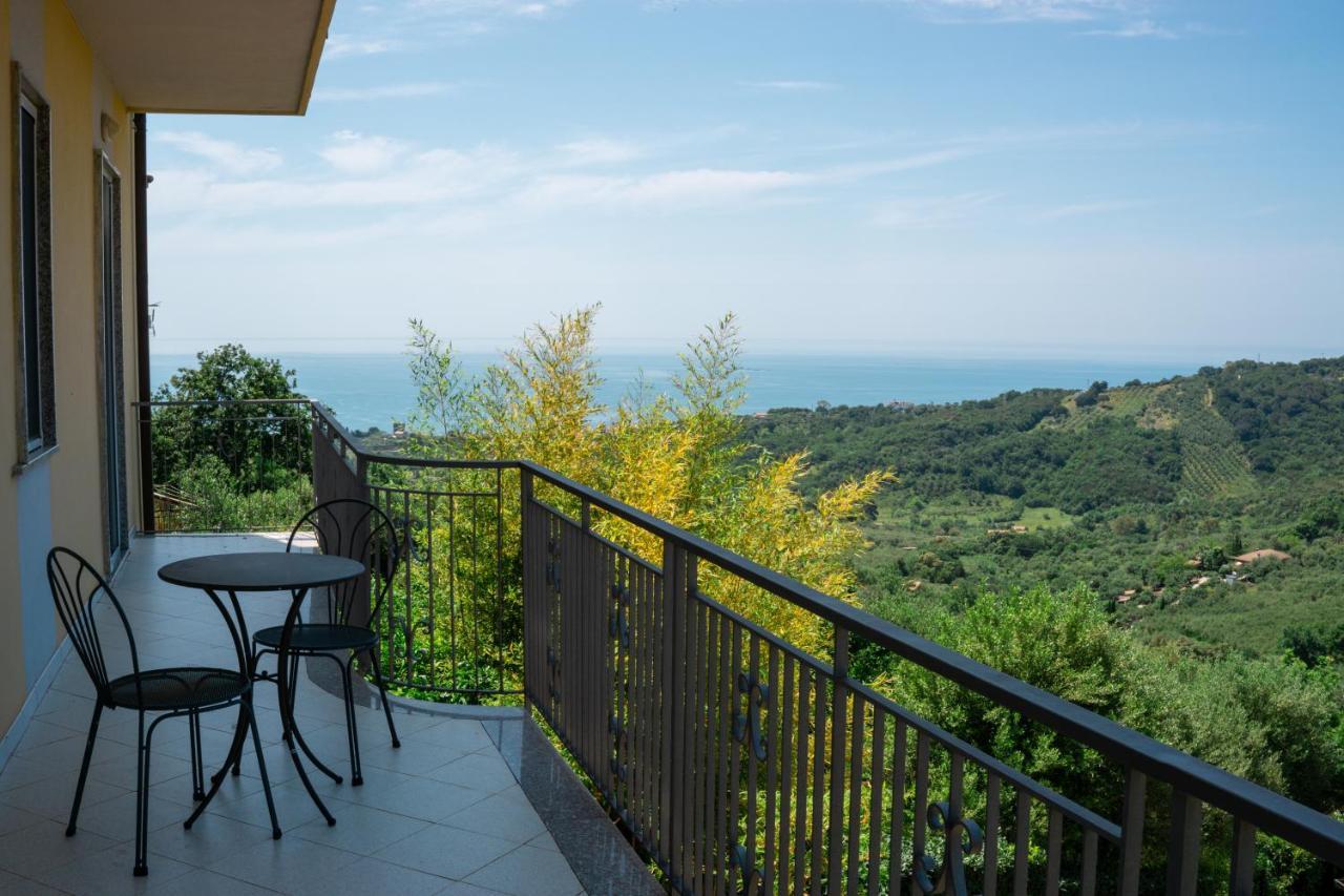 Locanda Le Tre Sorelle Casal Velino Eksteriør bilde